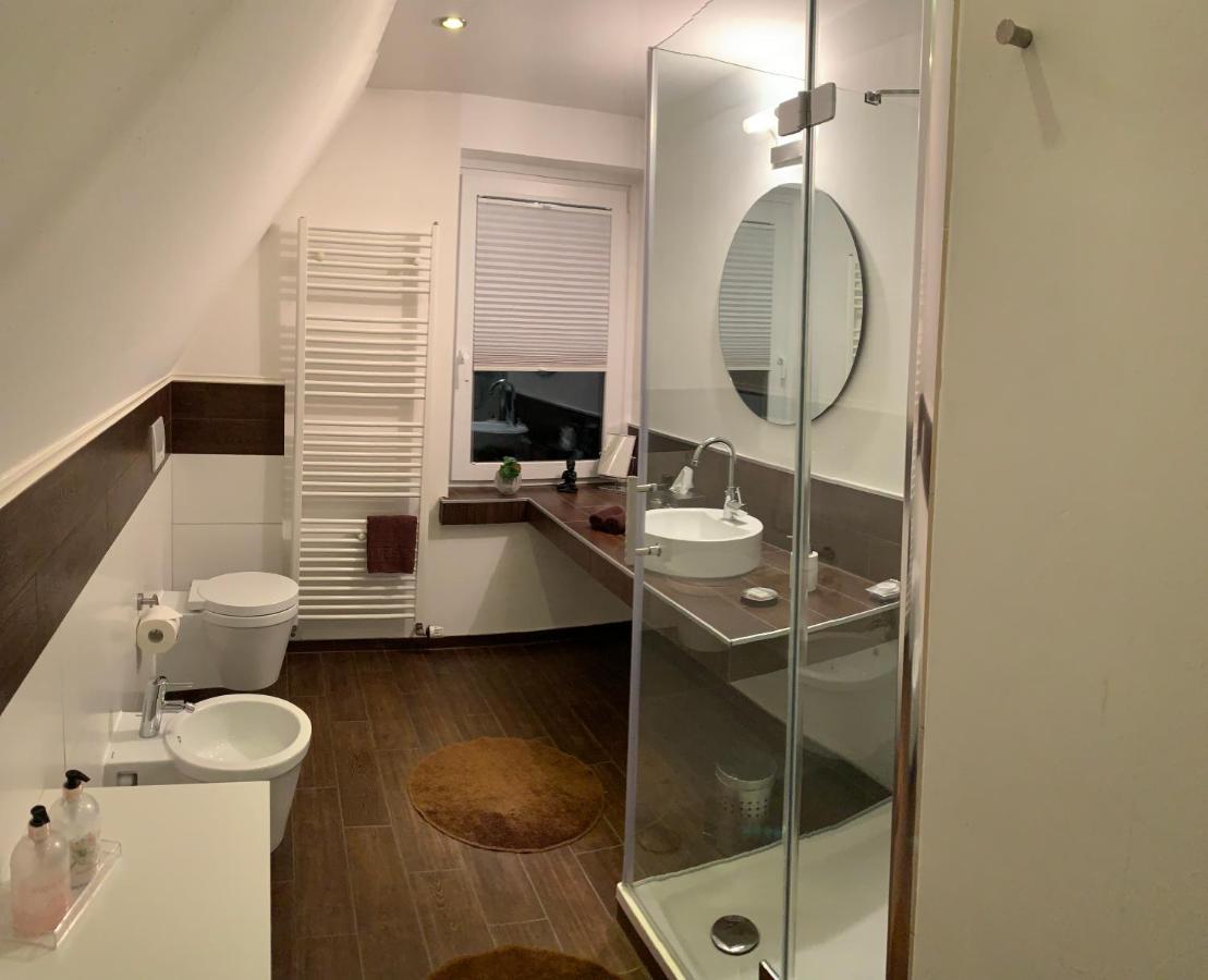 Ferienwohnung Janus Altstadt-Hameln Haus 1 Inklusive Parkplatz Mit Und Ohne Balkon ฮาเมลน์ ภายนอก รูปภาพ