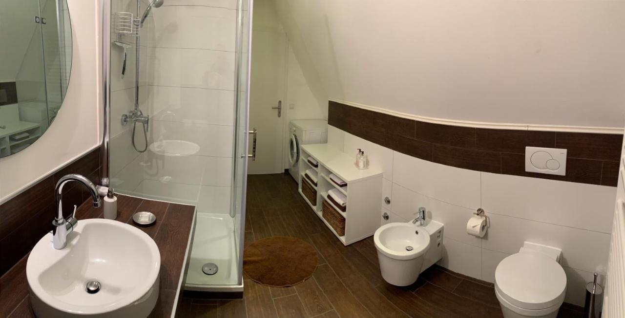 Ferienwohnung Janus Altstadt-Hameln Haus 1 Inklusive Parkplatz Mit Und Ohne Balkon ฮาเมลน์ ภายนอก รูปภาพ