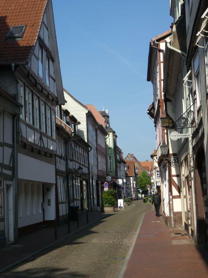 Ferienwohnung Janus Altstadt-Hameln Haus 1 Inklusive Parkplatz Mit Und Ohne Balkon ฮาเมลน์ ภายนอก รูปภาพ